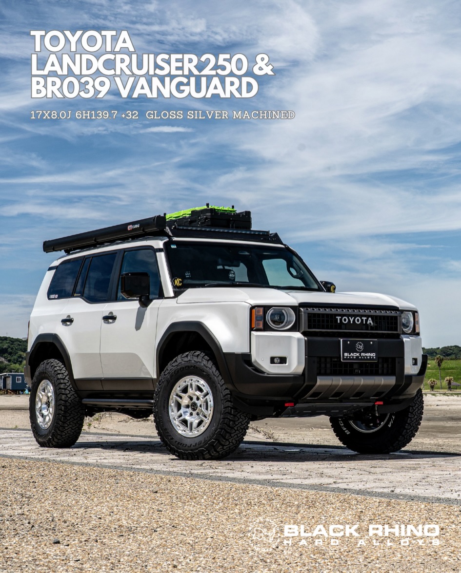 Toyota RAV4 Adventure with XTREME-J XJ04 Wheels: XJ04 16x8.0j