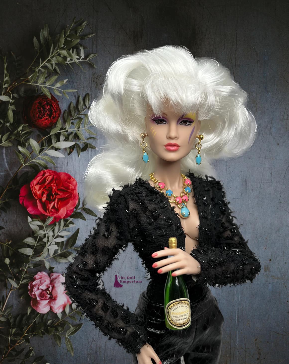 Dolls in 🍎 Red ❤️ Desert Dazzler Poppy Parker and OOAK Kyori by