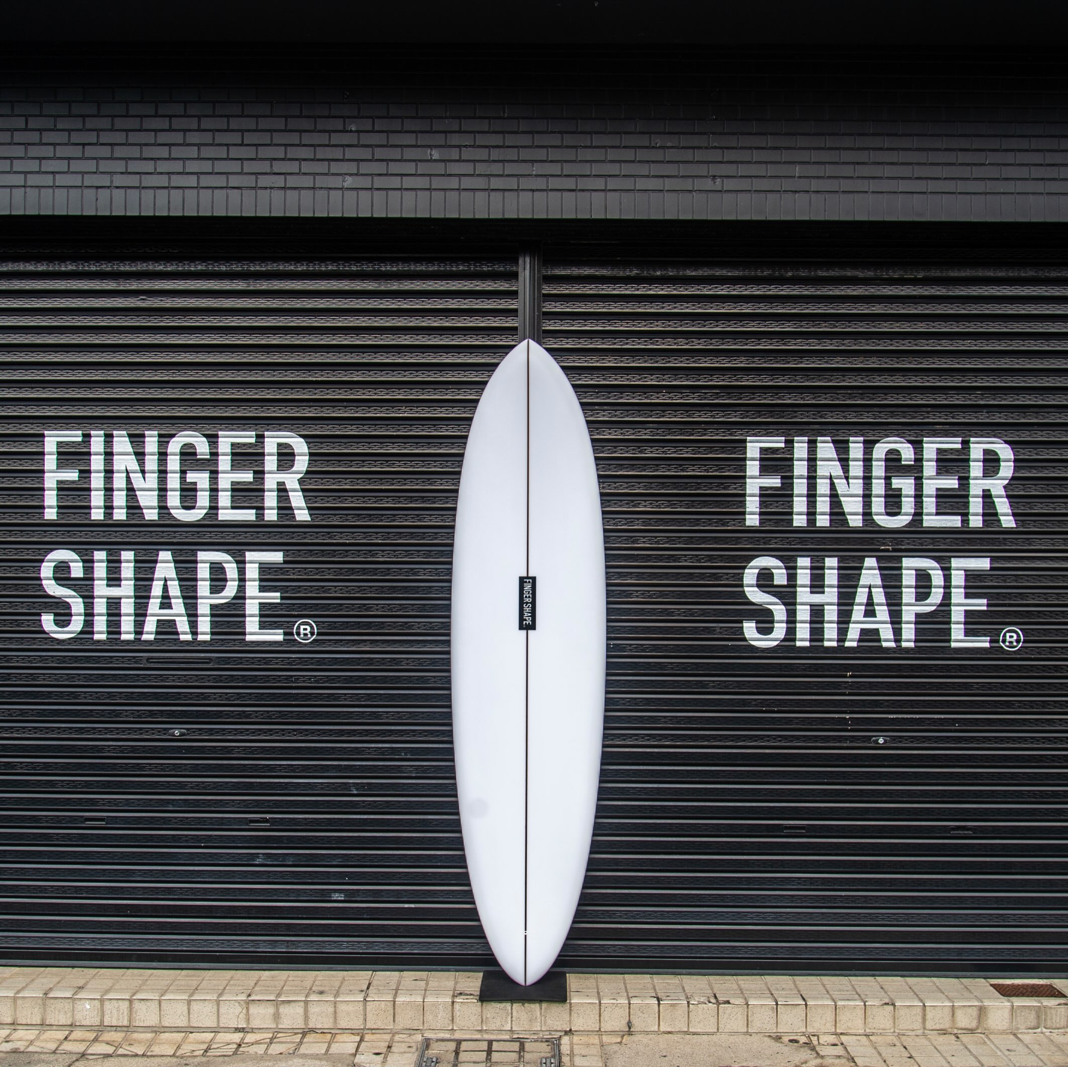 Finger shape ツインフィン FINGER SHAPE - FINGER SHAPE added a new photo.