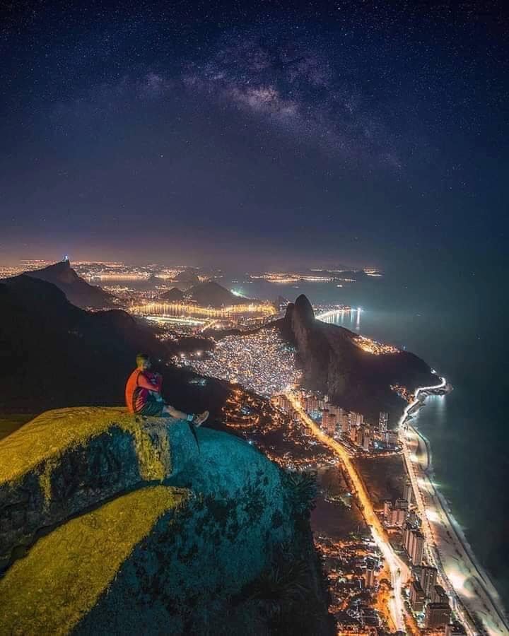 The Ultimate View Over Rio 🇧🇷🌃 📷... - Architecture & Design