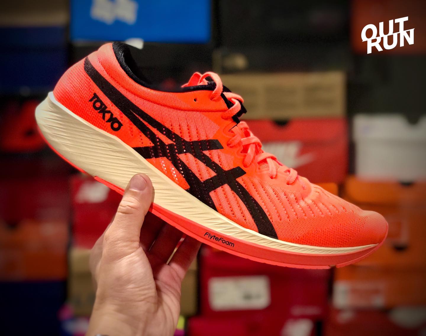 OUT RUN - แฟน ASICS เตรียมตัวกันได้เลย !! Meta Racer... | Facebook