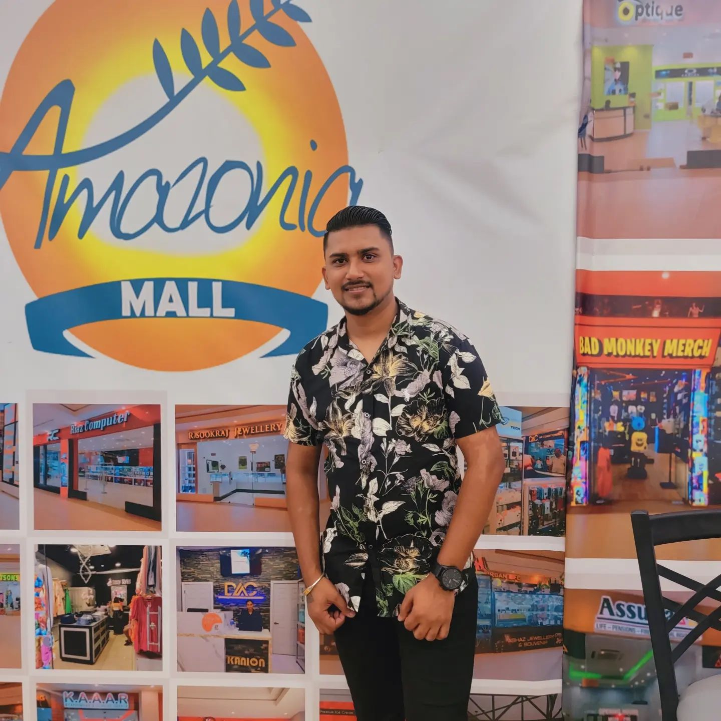 Amazonia Mall - Guyanese Singing Superstar Steven Ramphal...