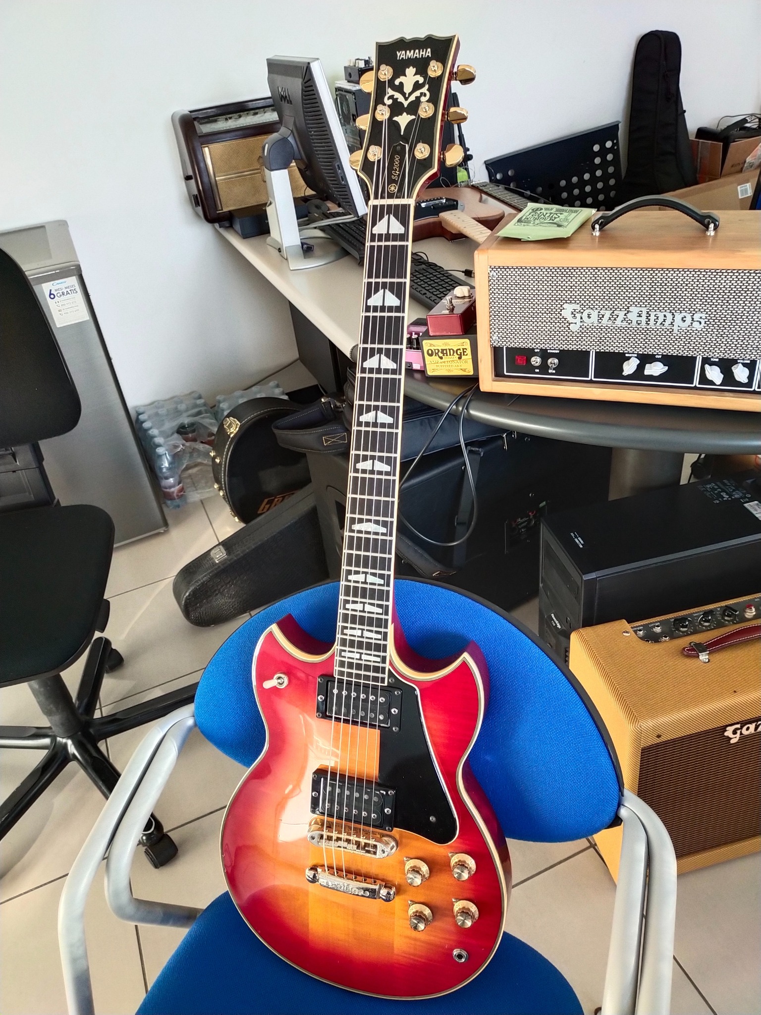 1977 Yamaha SG2000 guitar, all original