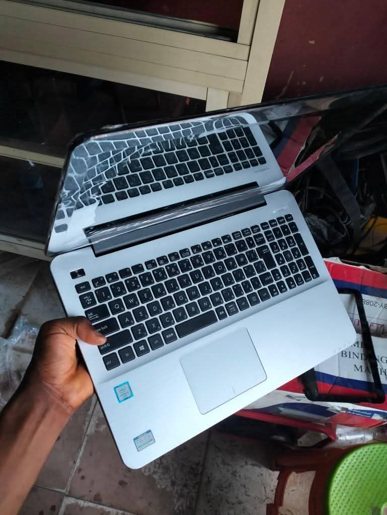 ASUS 美品 X555UA Windows11/office2019 (2) ASUS 美品 X555UA