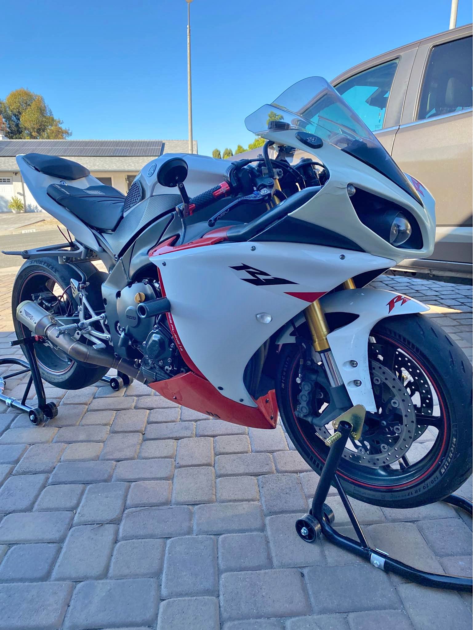 2009 Yamaha R1 (ride it home ) - Motorcycles & Scooters - San Diego ...