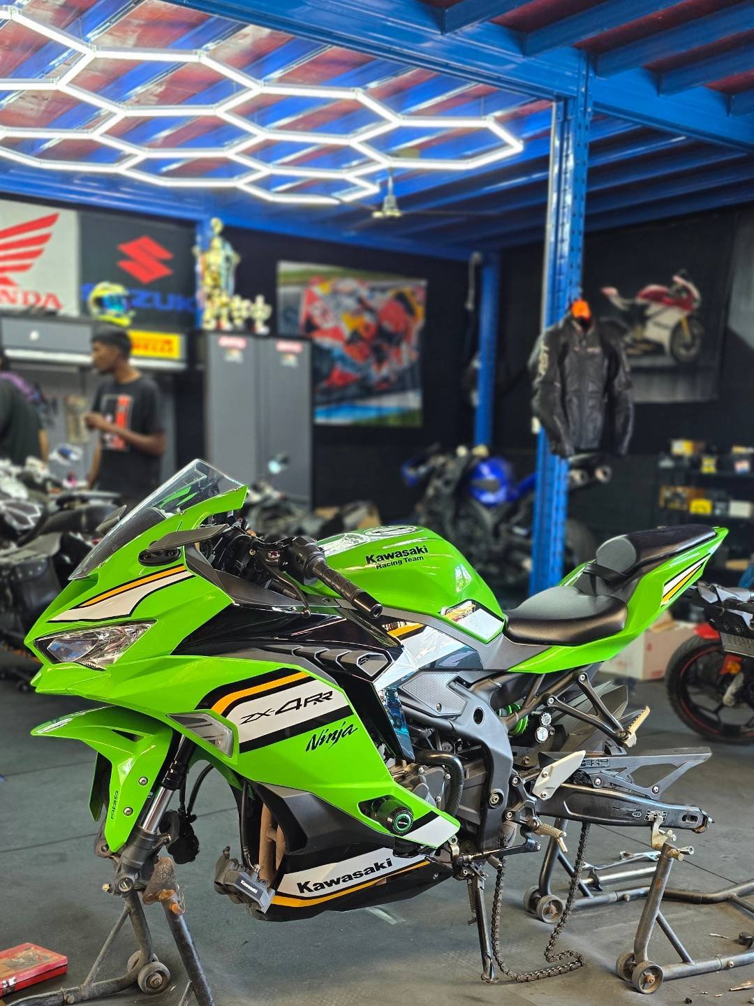 んちゃ Another RR at RR… the true home of superbikes, where performance