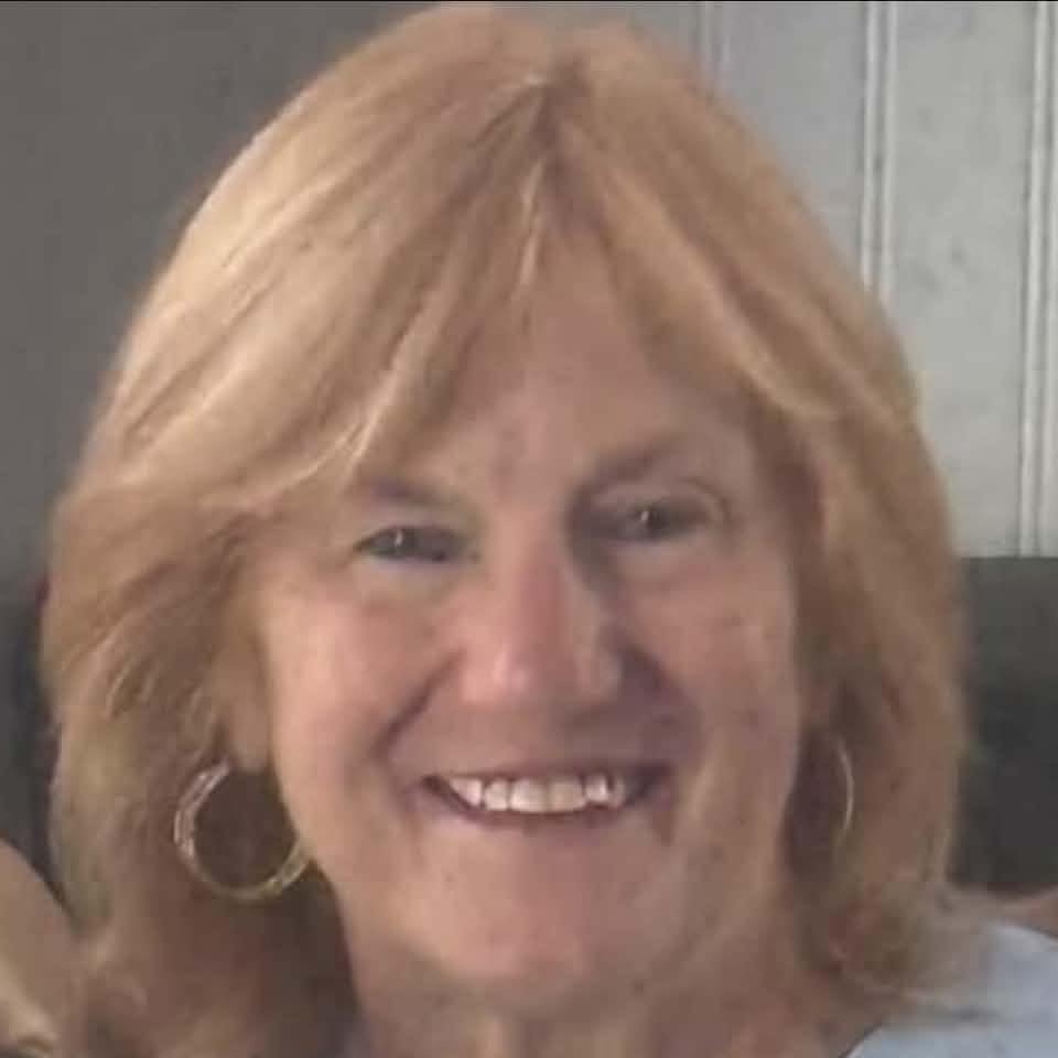 Mary Beth Holzmann Inzerillo