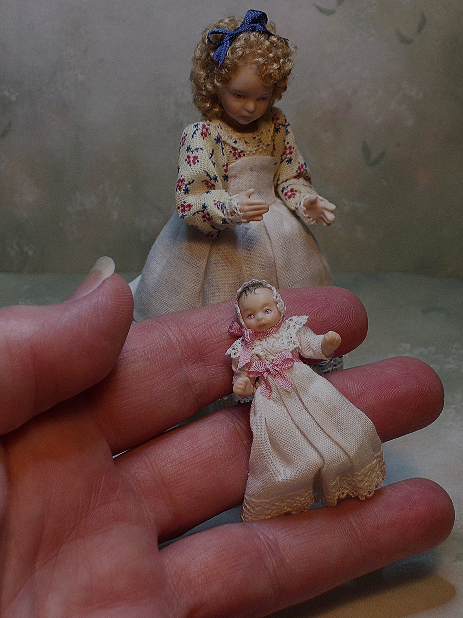 海外作品 Terri Davis Doll 1/12スケール ドールハウス Terri's Dolls