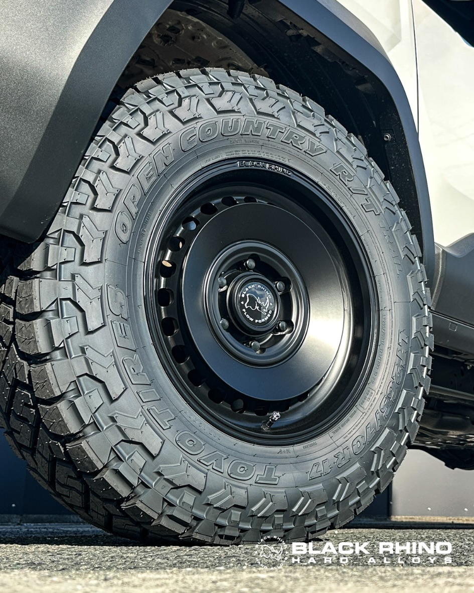 Toyota RAV4 Adventure with XTREME-J XJ04 Wheels: XJ04 16x8.0j