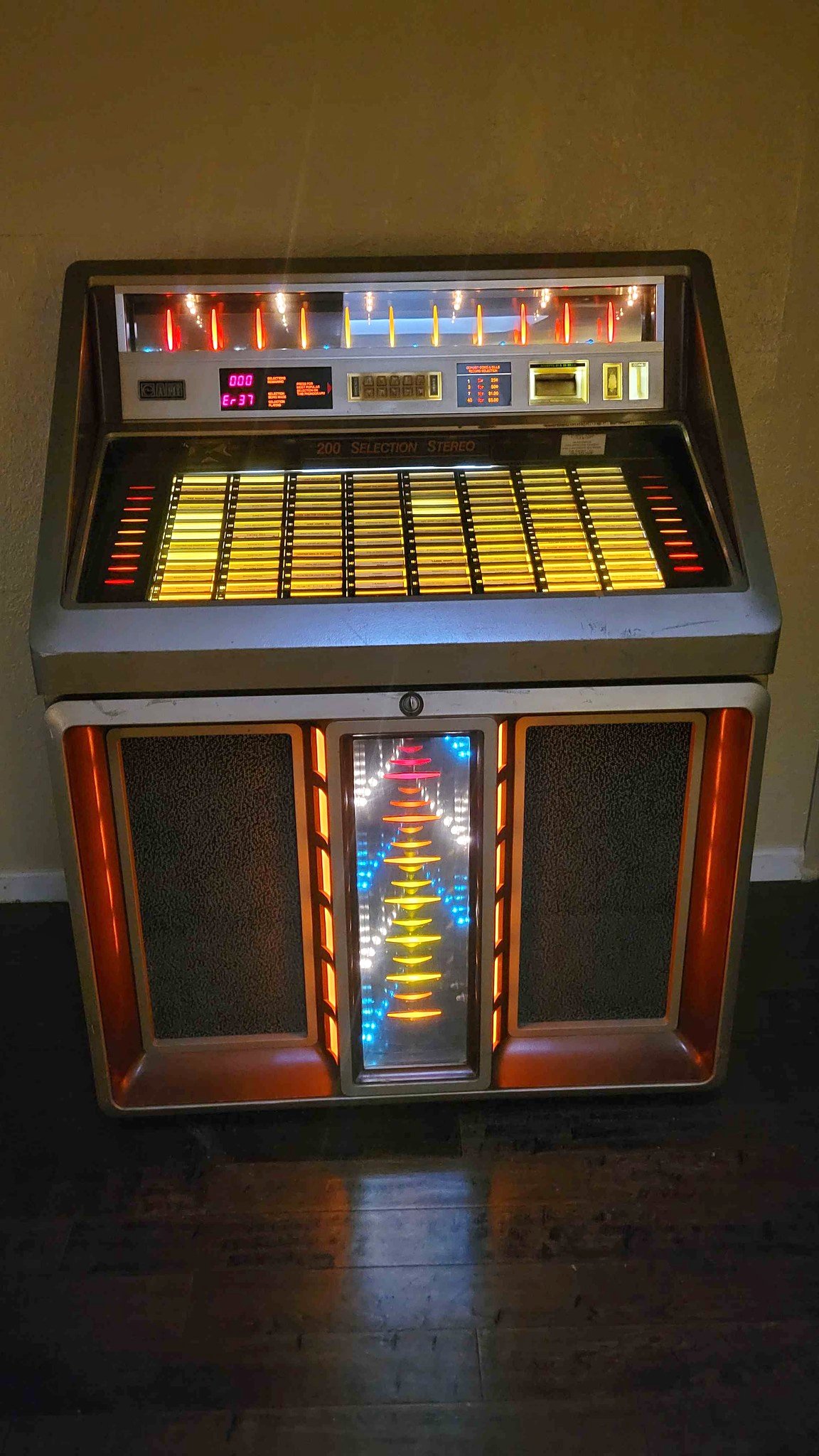Rowe R-90 Jukebox - Slot Machines - Sacramento, California | Facebook ...