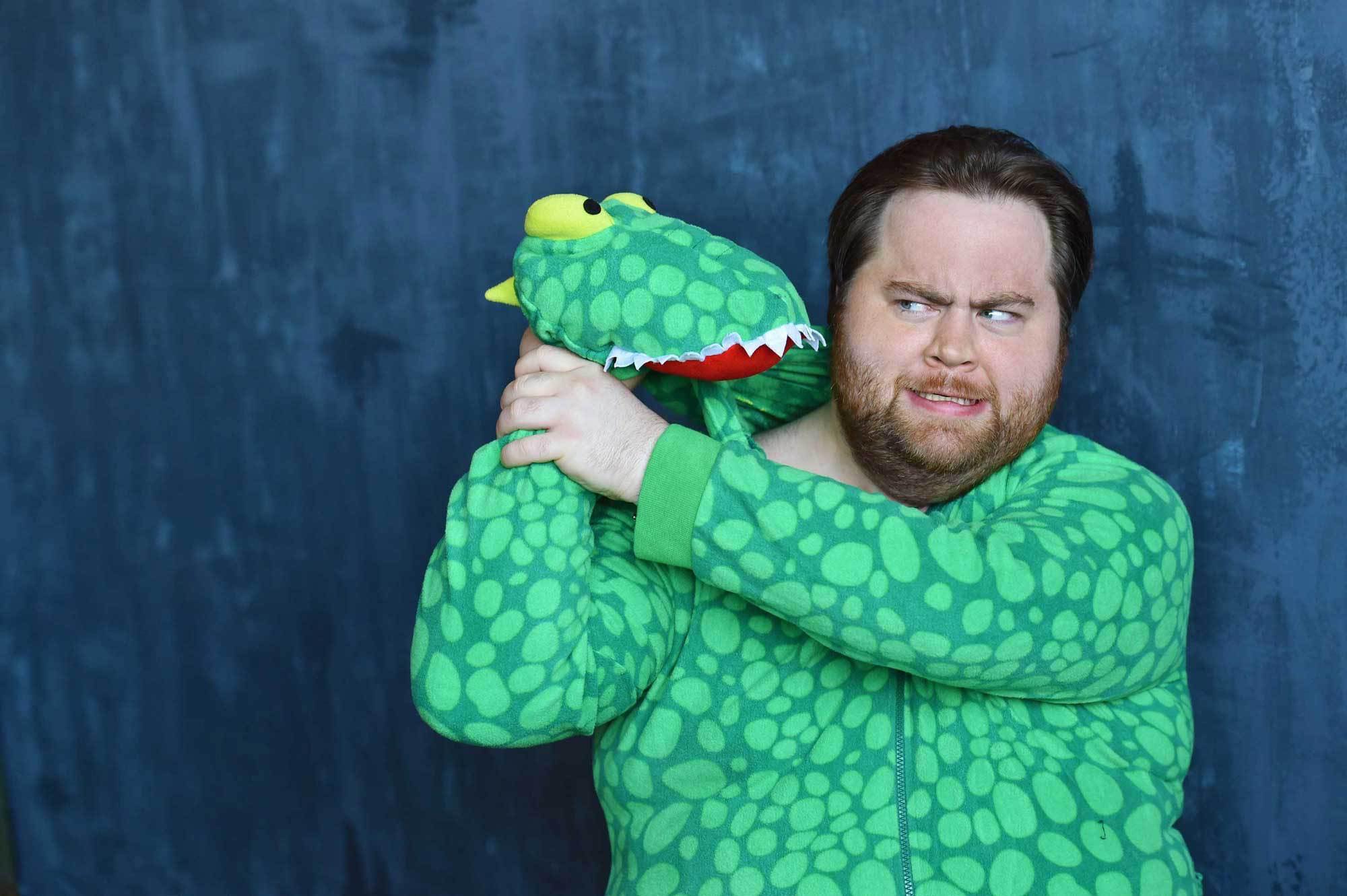 Paul Walter Hauser Fan S Home Facebook
