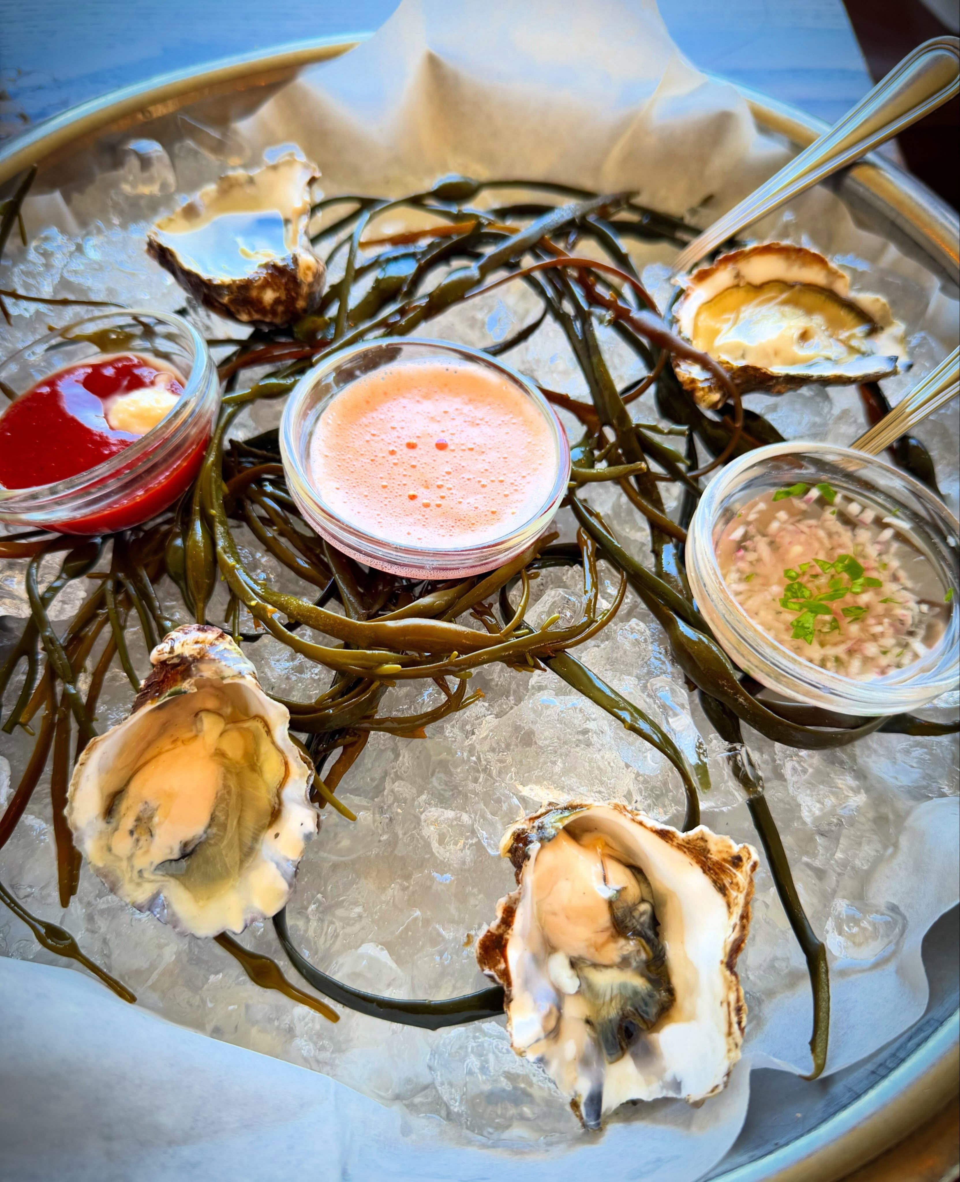 ボンゴレクリーム Dinner at #scomassausalito ,an Italian restaurant on the sea in
