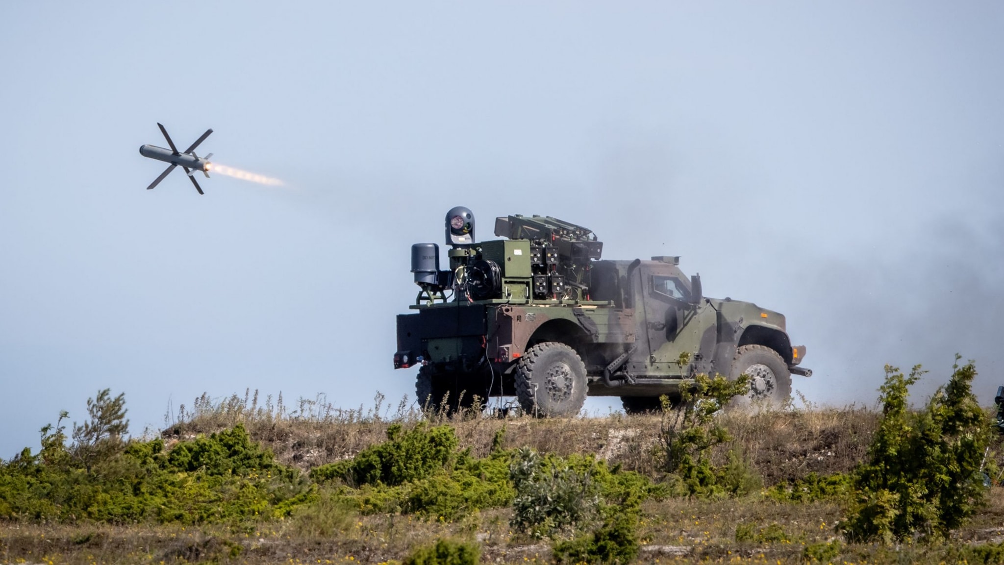 ยุทโธปกรณ์กองทัพ - Lockheed Martin ส่งมอบอาวุธปล่อยนำวิถี Spike NLOS ...