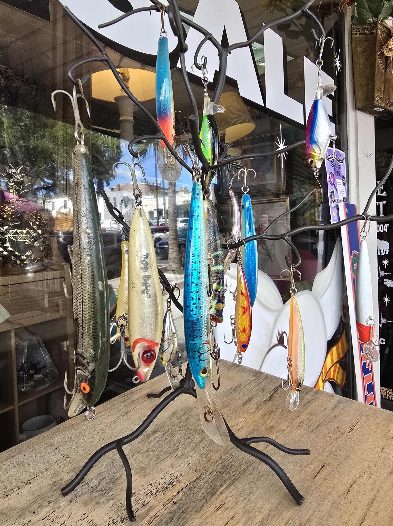 borona tackle bag Shimano Heroes Rescue Humpback Whale Freight Model:Spinning SALE! Designed and engineered to