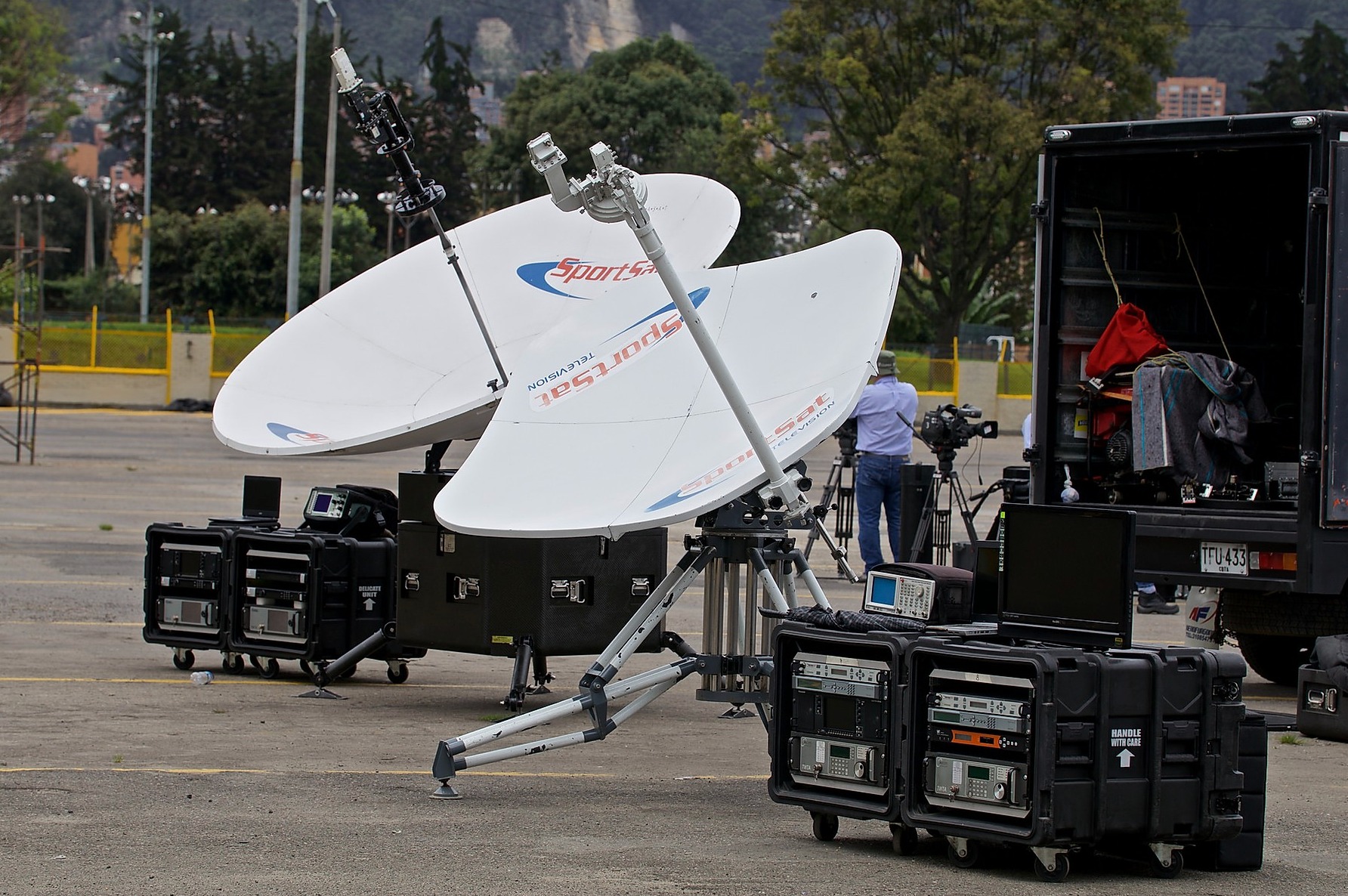 Sportsat - 📡 ¿Qué es uplink satelital? Es el envío de tu señal desde el ...