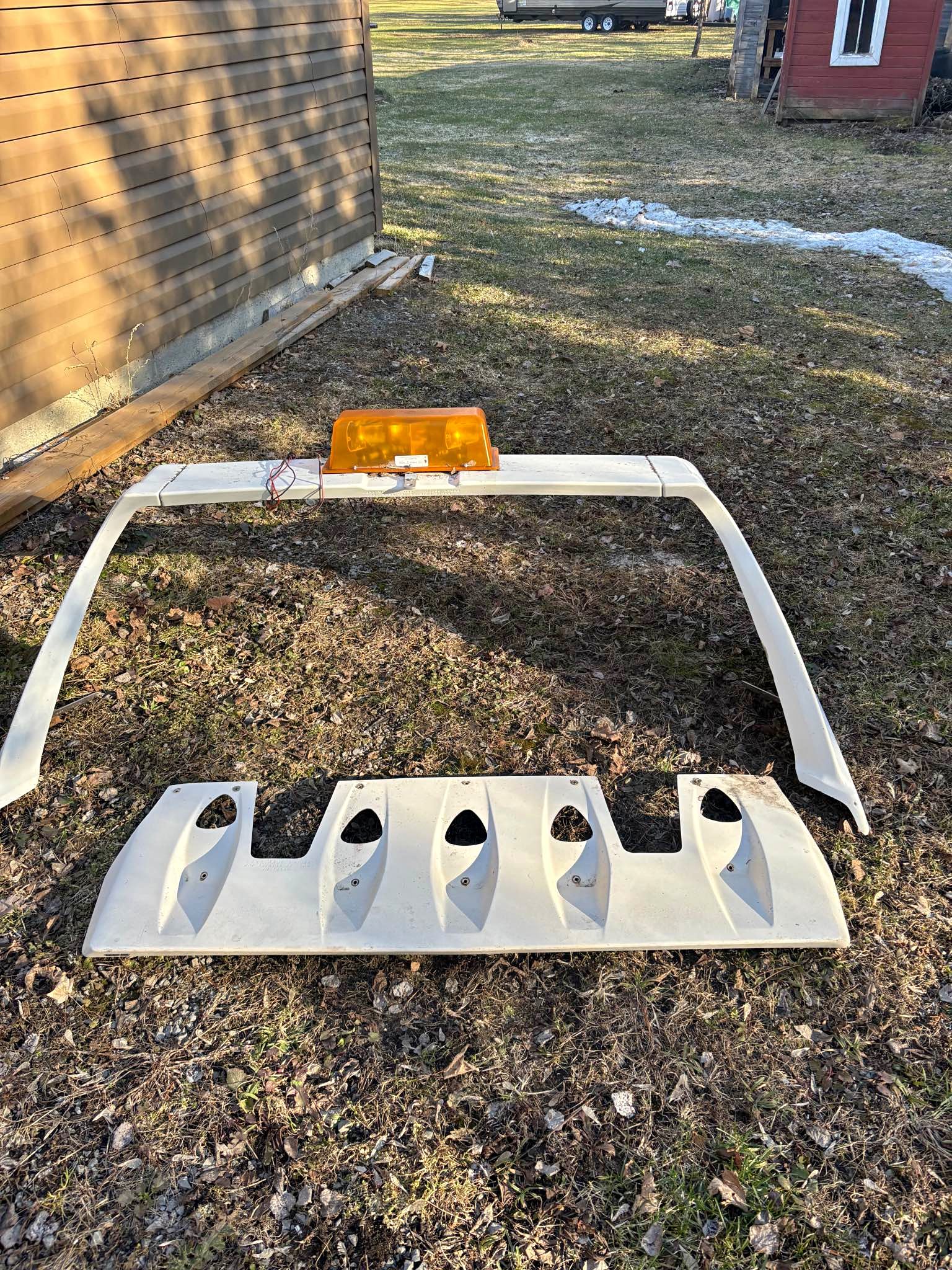Lund Racerback and sun visor - Car Exterior Parts - Pakenham, Ontario ...