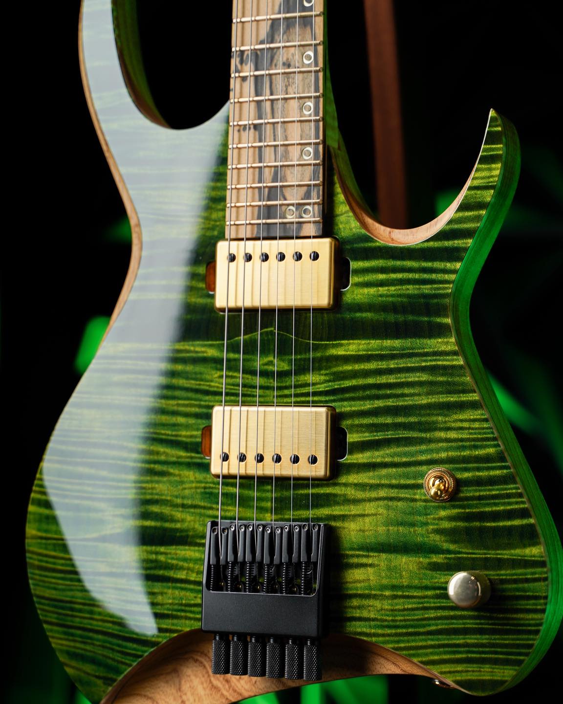 Kiesel DC600 Lefthanded　レフティ Kiesel - DC600 (Lefty) in vintage yellow cali-burst over flamed