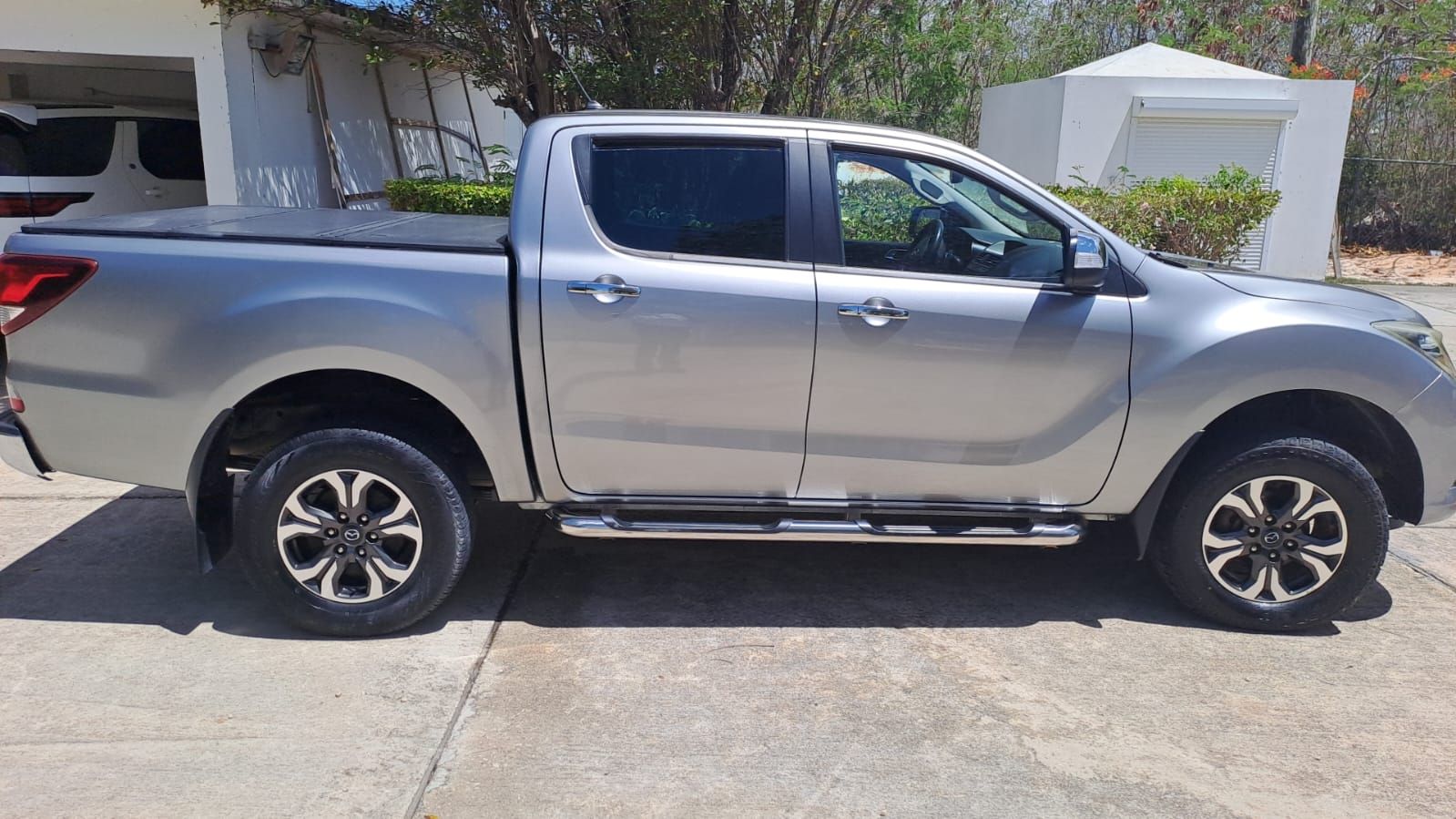 リッキー AUCTION PICK-UP TRUCK Mazda BT-50 Imported new in 2020 Left hand