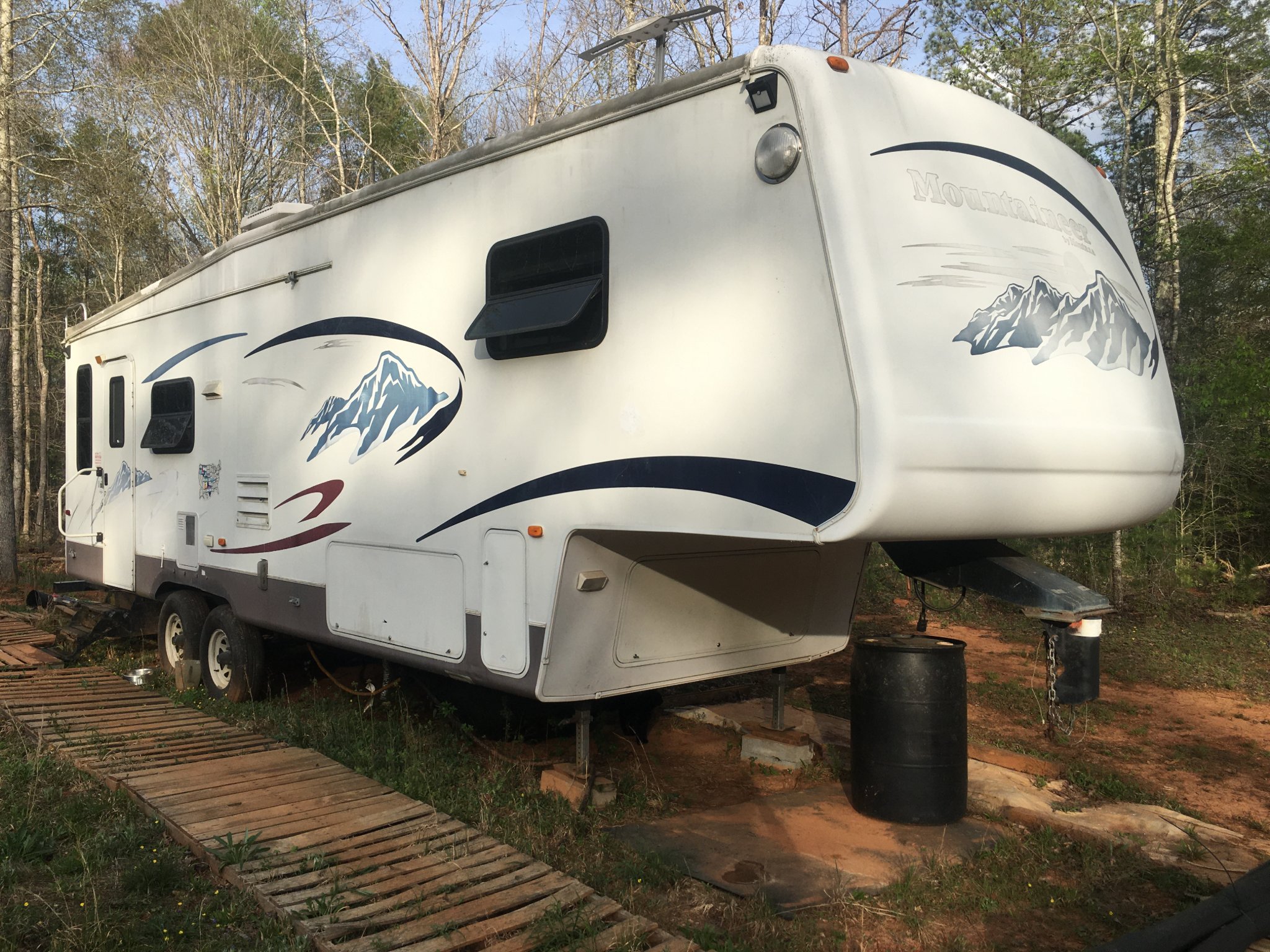 2005 Keystone Montana mountaineer gooseneck camper - RVs & Campers ...