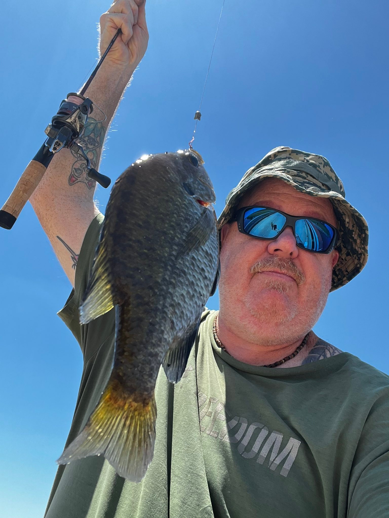 fish breaks a ugly stik elite Shakespeare Spinning Rod These rods are made of graphite and fiberglass which makes them have a lighter weight Ugly Stik Elite Spinning Rod