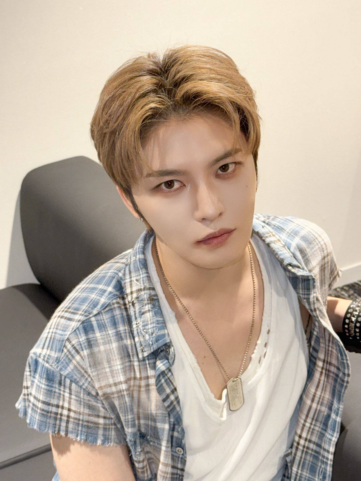 Kim Jaejoong 2026 the wave concert behind cut photos