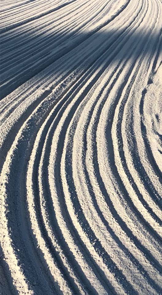 The lines of freshly raked sand 🙌... - Megan Hickman Design