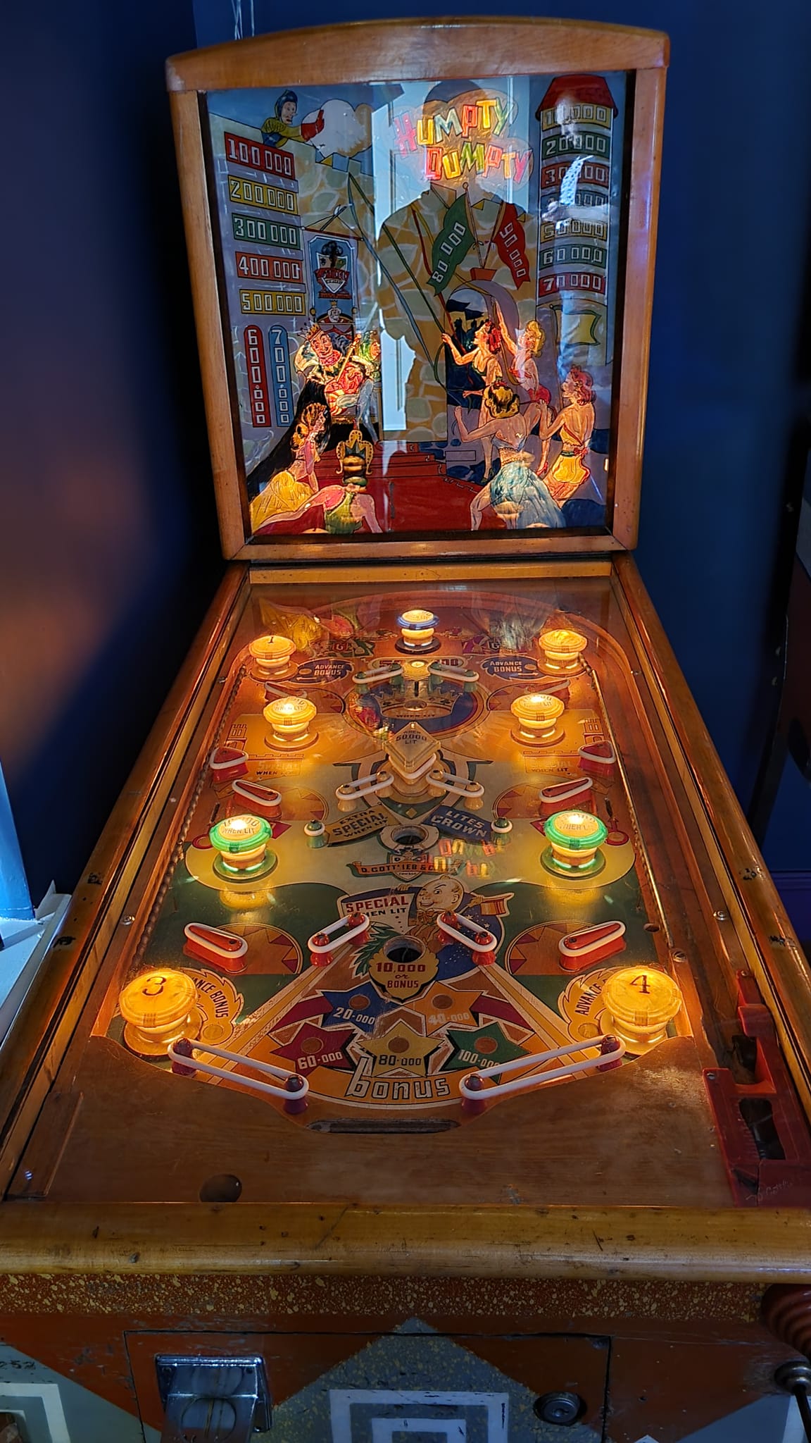 The First Pinball Machine ever to have flippers! Our historic and