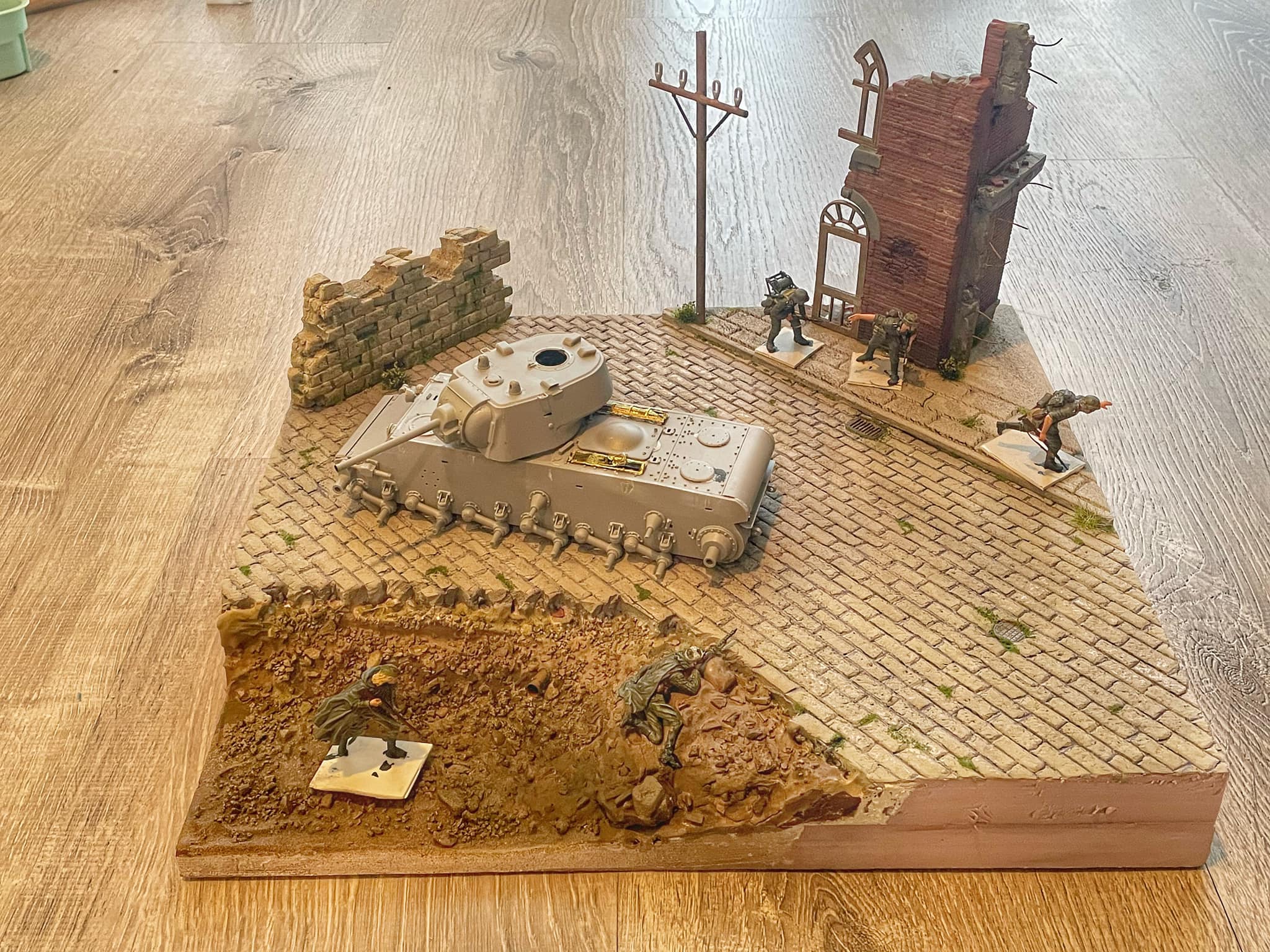 Stalingrad diorama with Vassily Zaitsev and Tania Chernova