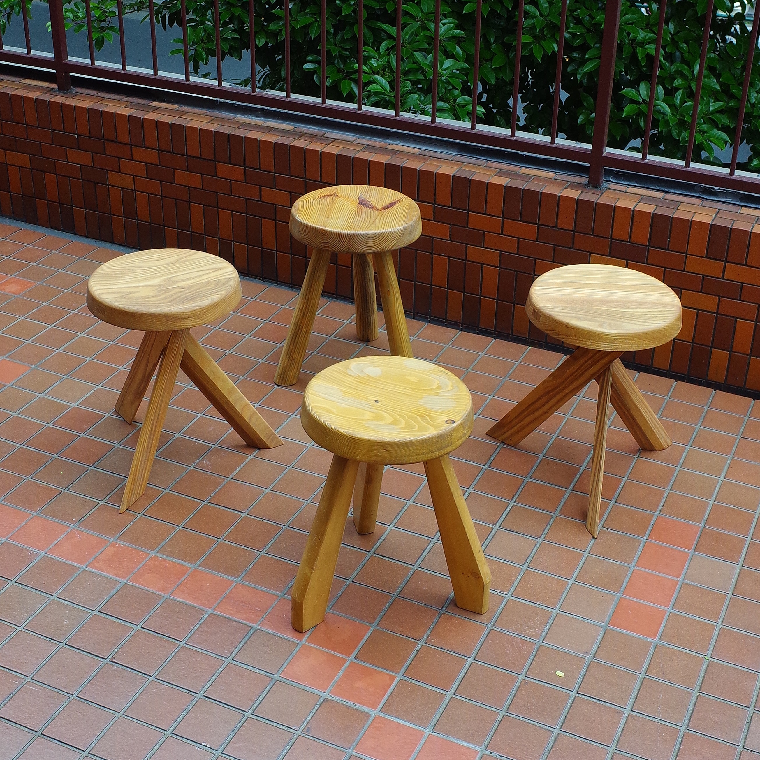 stool>⁣ Charlotte Perriand “Sandoz Stool”⁣ Charlotte Perriand “Les