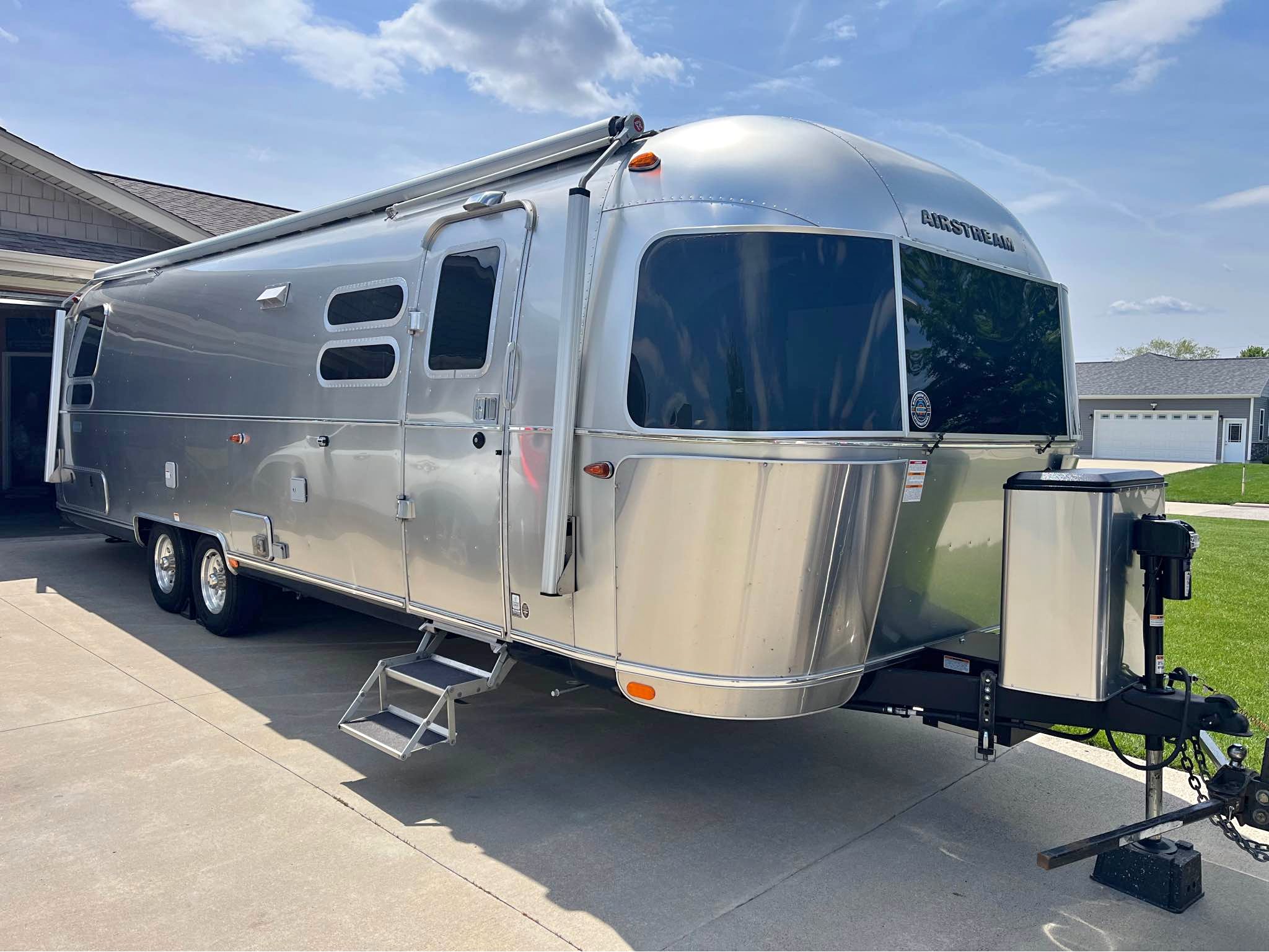 2024 Airstream Globetrotter 30RBT - RVs & Campers - Archbold, Ohio ...