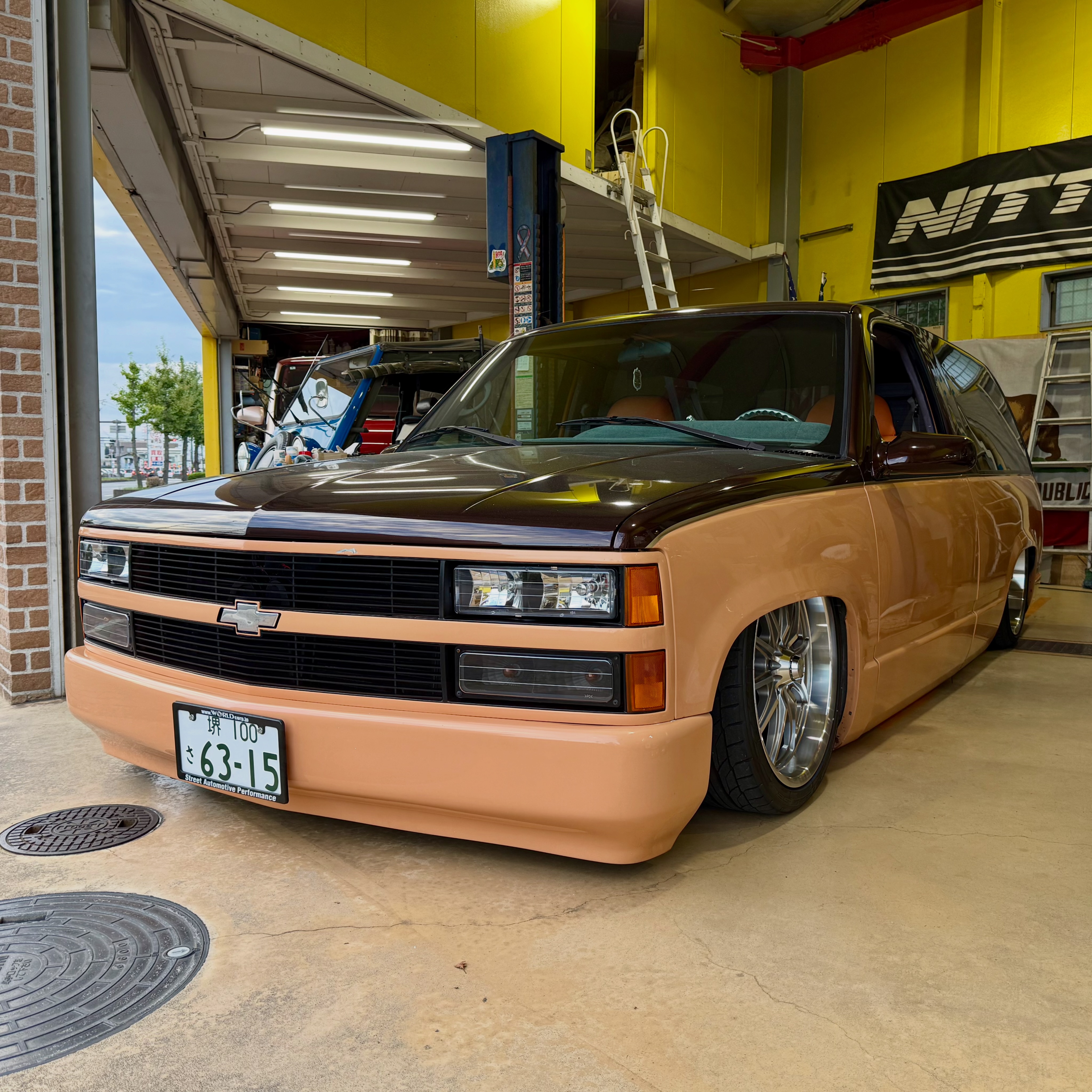 Coming soon… [200ハイエース用NewスタイルUSステップバンパー