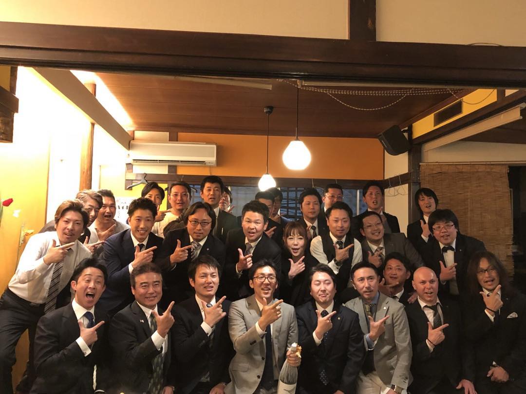 久留米商工会議所青年部 久留米yeg 平成30年度会員交流委員会の集合写真です 前回の写真の横が切れていたので再投稿です Http Kurumeyeg Com Committee2018 Membership 久留米 商工会議所青年部 Yeg 久留米yeg 平成30年度 会員交流委員会 Facebook