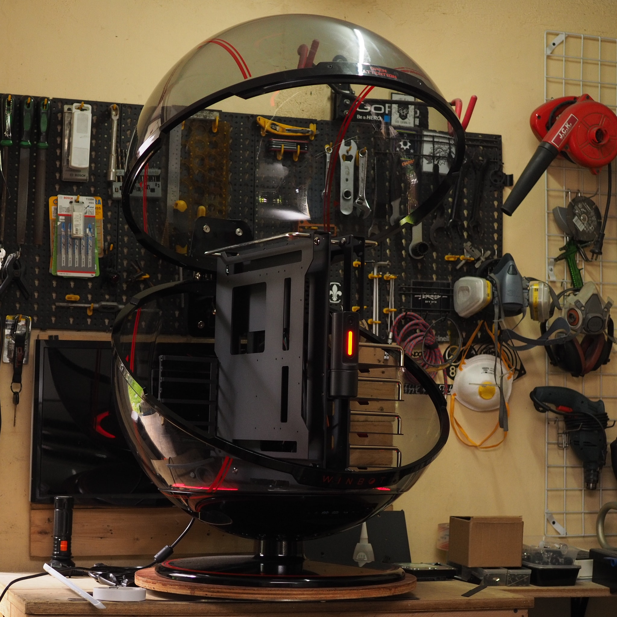 Inwin winbot limited edition.... - TantricmodZ PC Casemodding