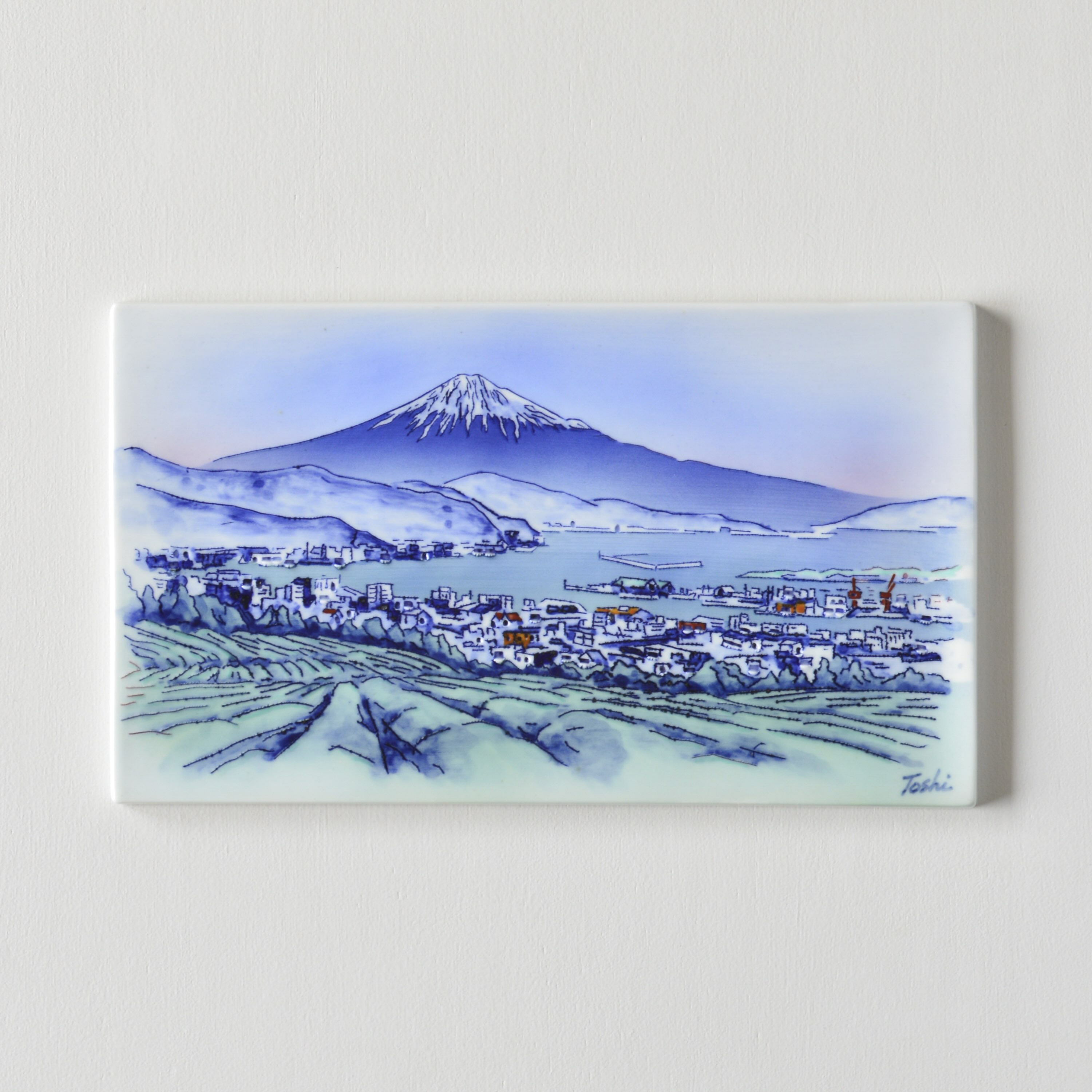 線刻陶額「白椿」辻聡彦 作 Line-carved ceramic painting 