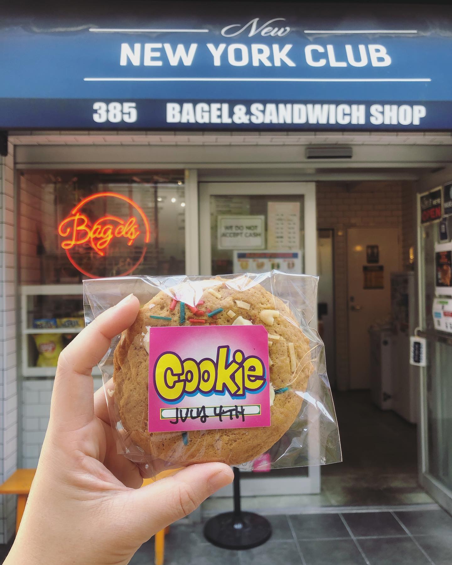 new new york club bagel & sandwich shop