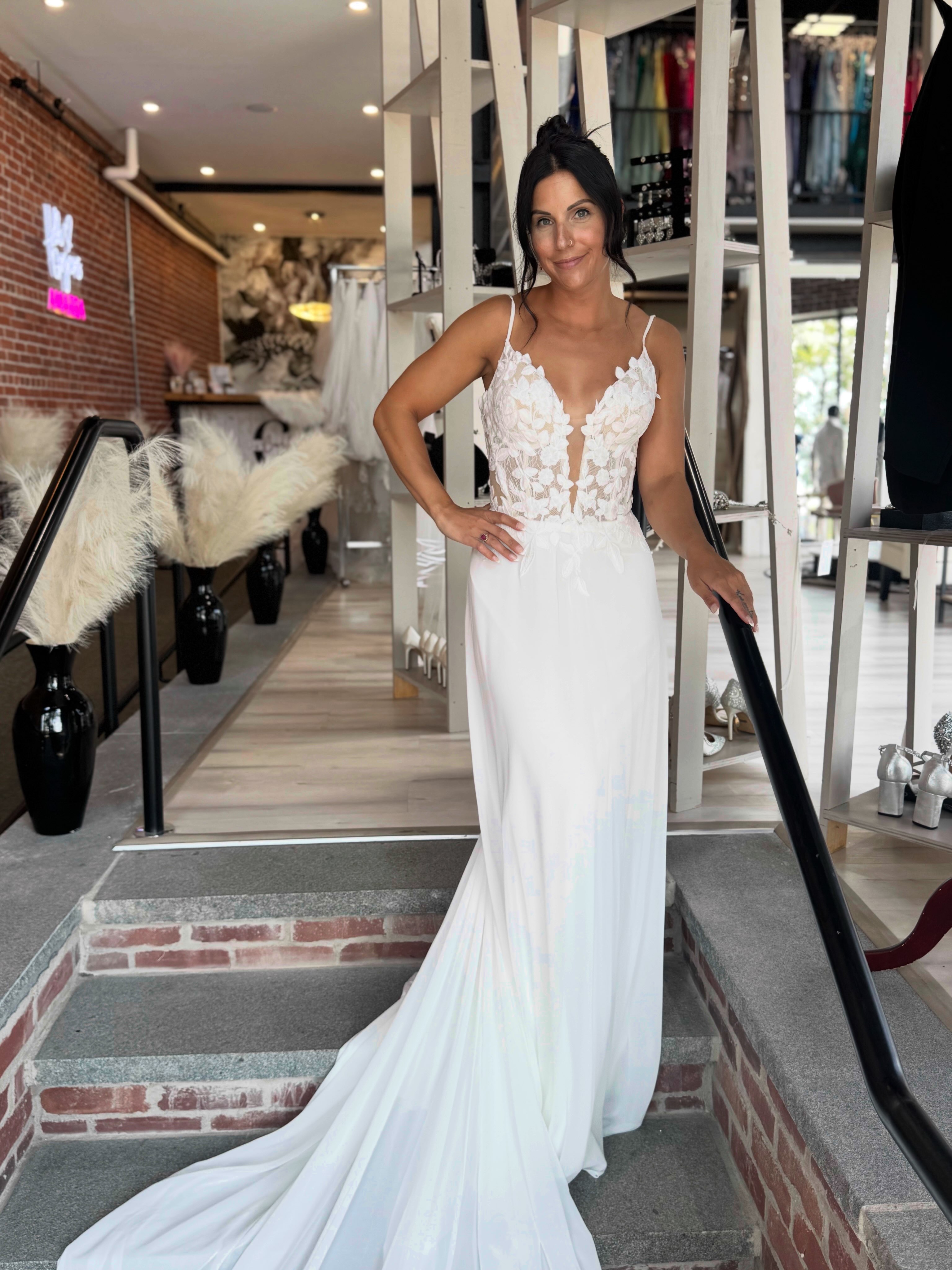 dream dress bridal and formal Simple, elegant, effortlessly beautiful 🤍✨Your is waiting for you at Carbonneau Bridal. Whether you're looking for timeless, modern, romantic, or something completely unique, we're here to help you find Bridal shop