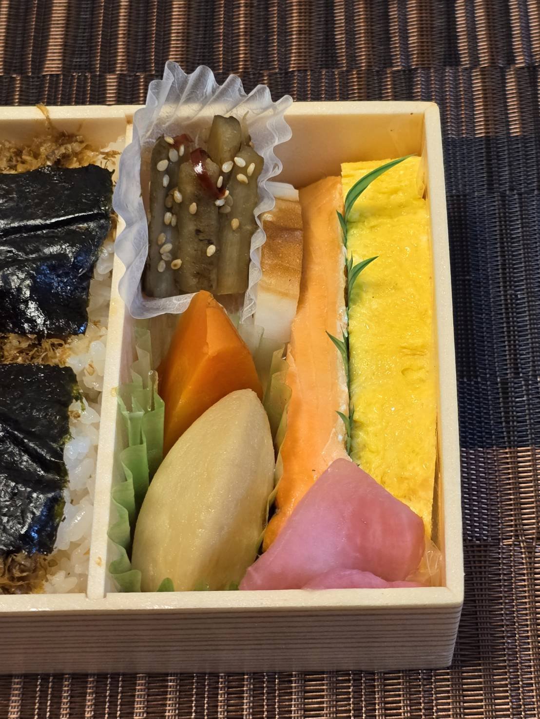 トモたんです テツandトモ - テツandトモ added a new photo.