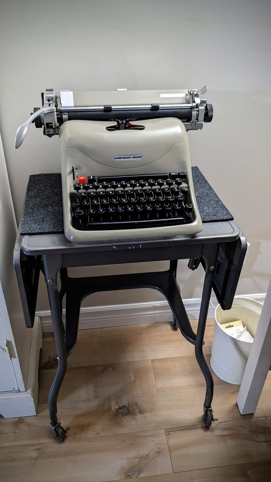 Vintage Typewriter Table Acquisition and Uses
