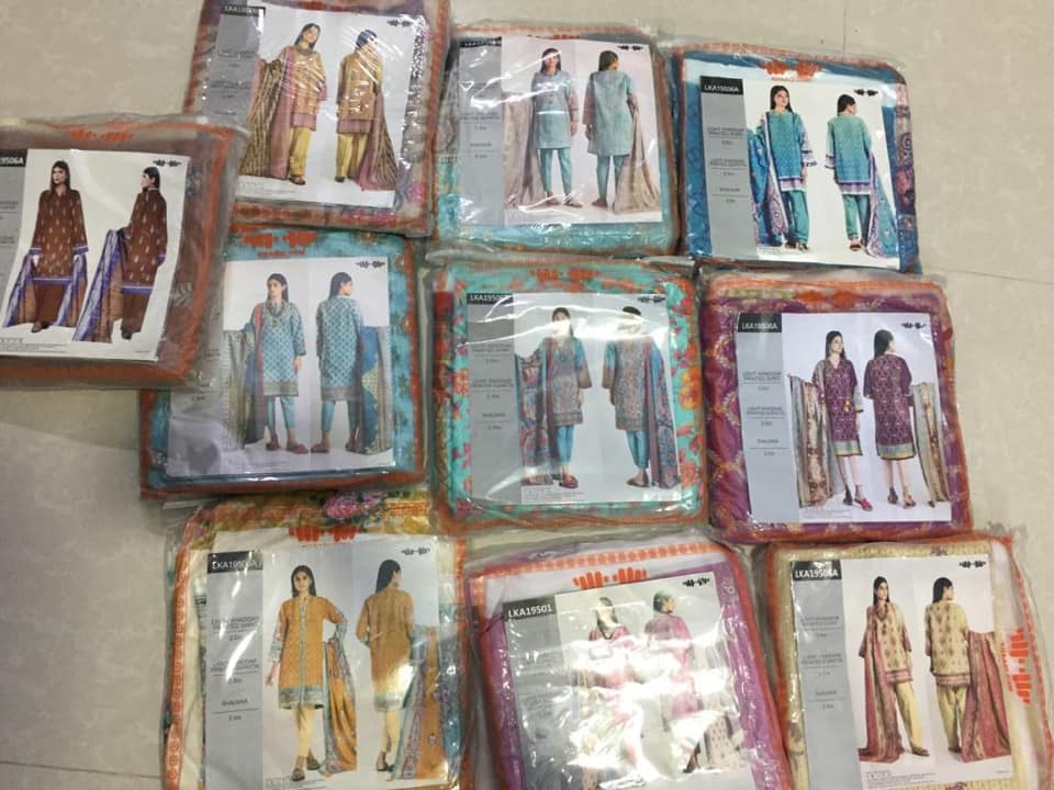 KHADI KHADDER ORIGINAL 10 PIECE SETS... - Paras collection | Facebook