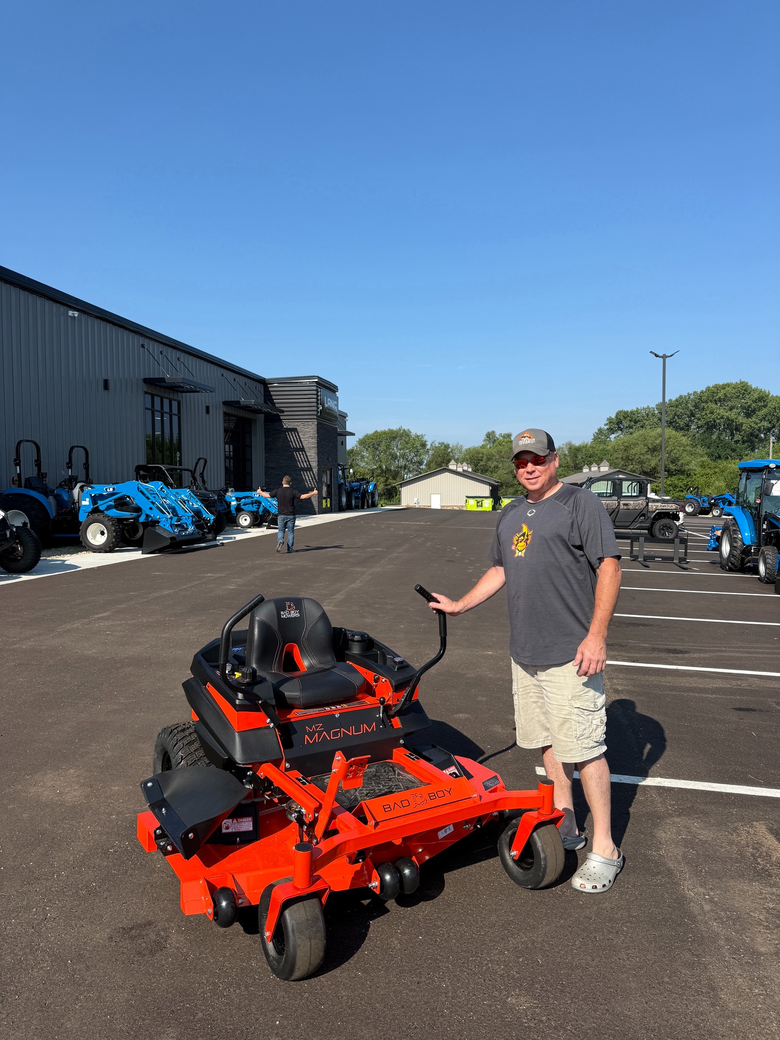 Steve purchases Bad Boy MZ Magnum from Lang Equipment