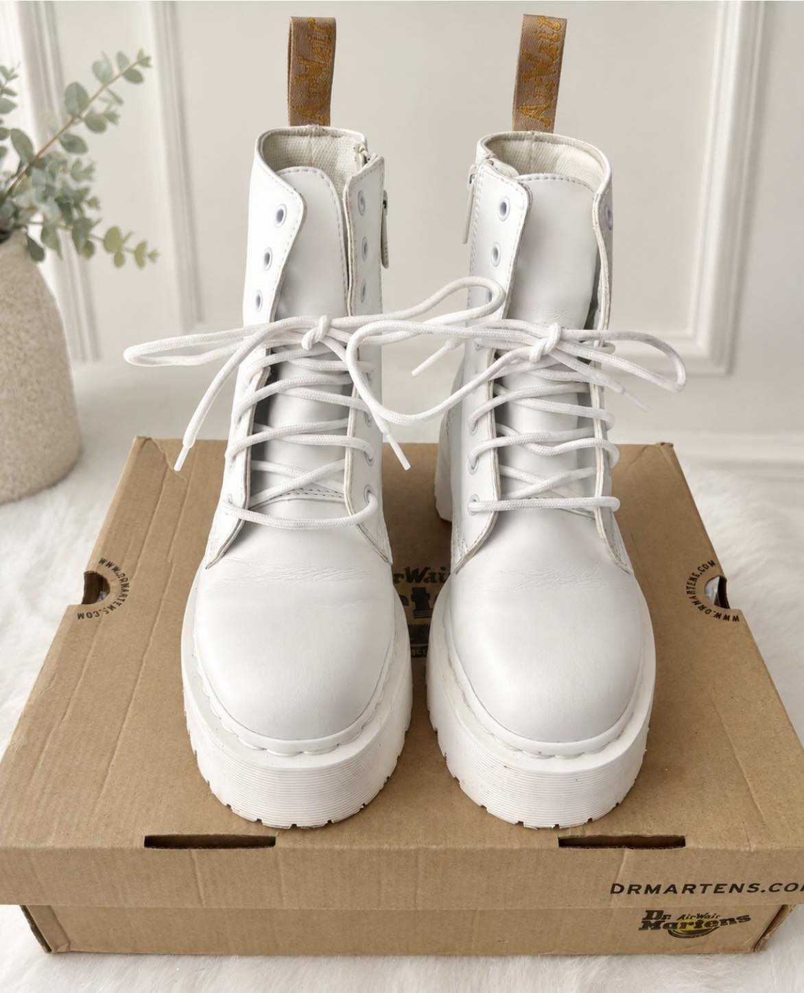 Dr Martens Jadon II mono white leather platform boots UK size 7