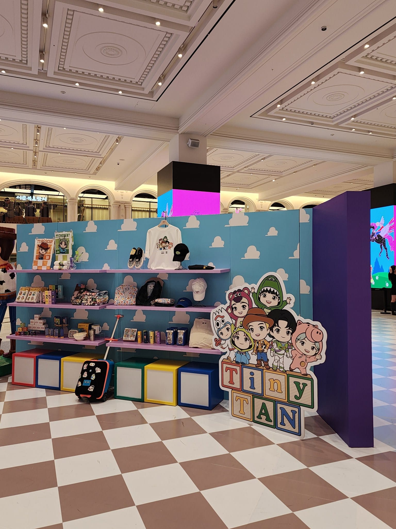 PEACEMINUSONE × Toy Story “THE FIRST FAN” Pop-up Opens in Seoul G