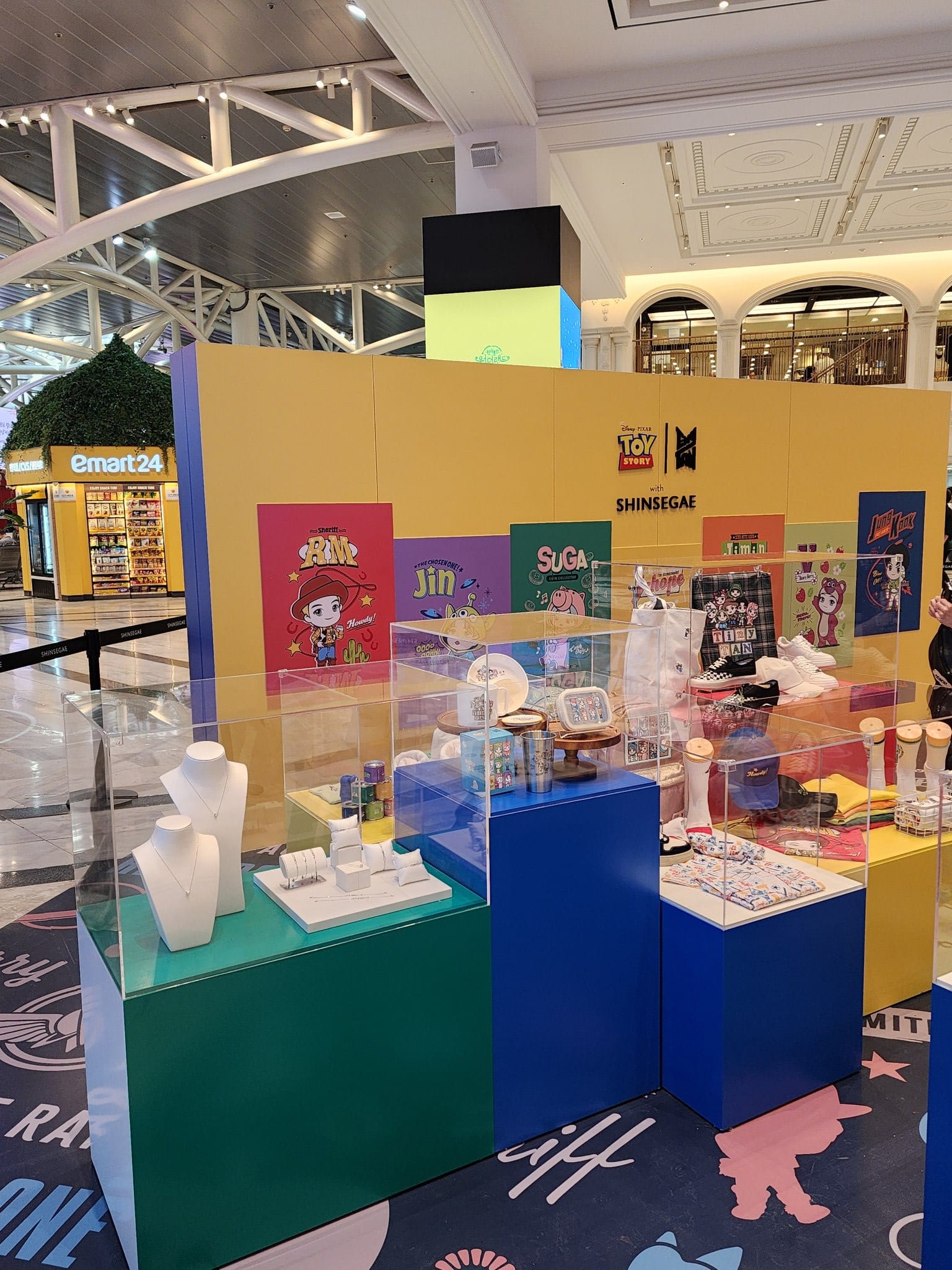 PEACEMINUSONE × Toy Story “THE FIRST FAN” Pop-up Opens in Seoul G