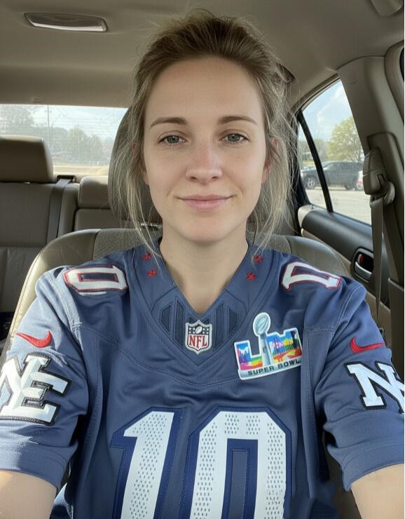 New England Patriots Mac Jones #10 Nike Jersey Blue Size Large $20