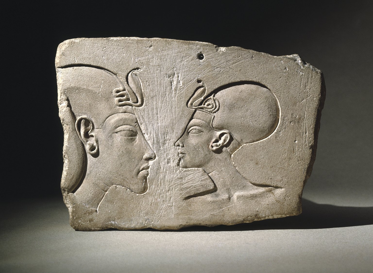 Egypt Old History | Royal crowns in ancient Egypt, from the Temple of ...