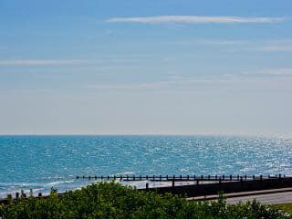 Rustington Beach House - Holidays By The Sea | Rustington