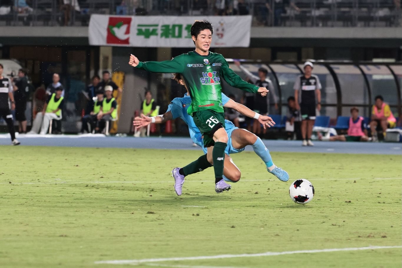 極美品 FC岐阜 選手支給品仕様 ハーフジップピステ ブラック Razzoli