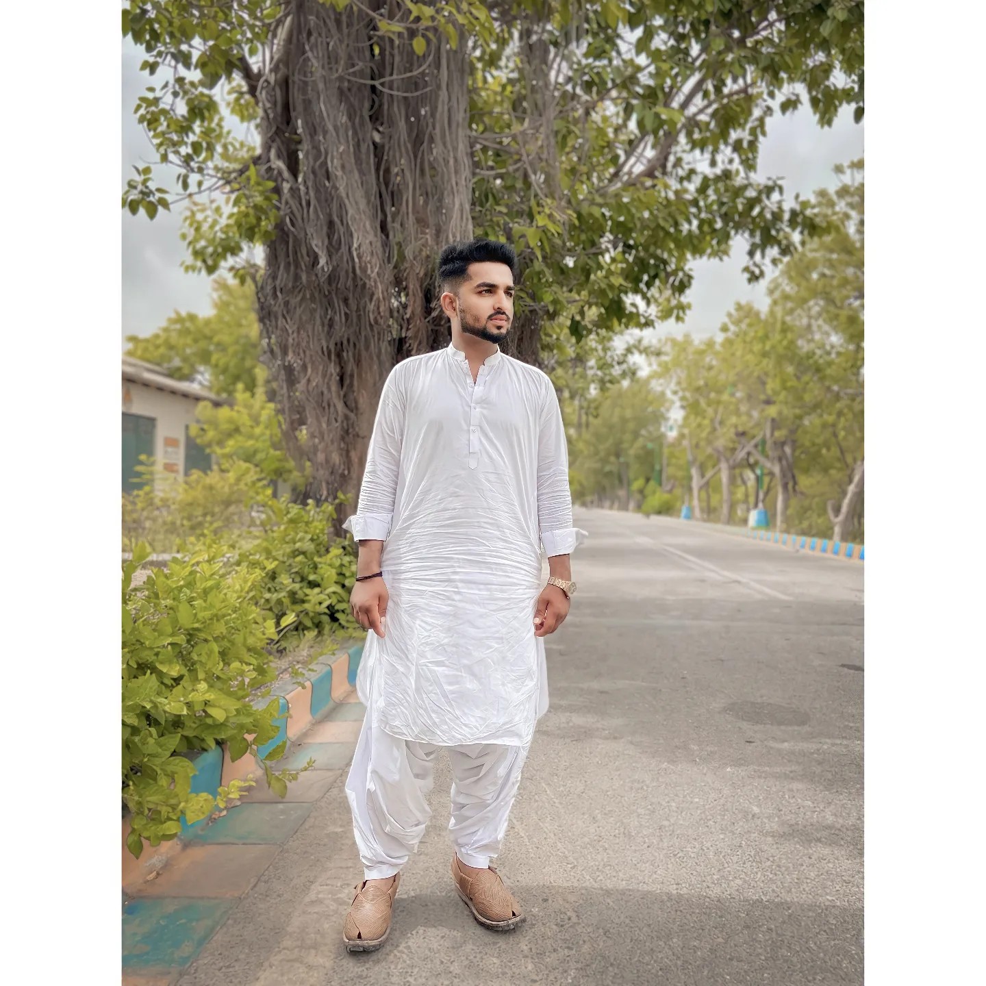 Muhammad - #رند #صاحب 💖🔥 🏻 اپنے کردار کو عظیم بناؤ ہر لباس میں اچھےلگو ...