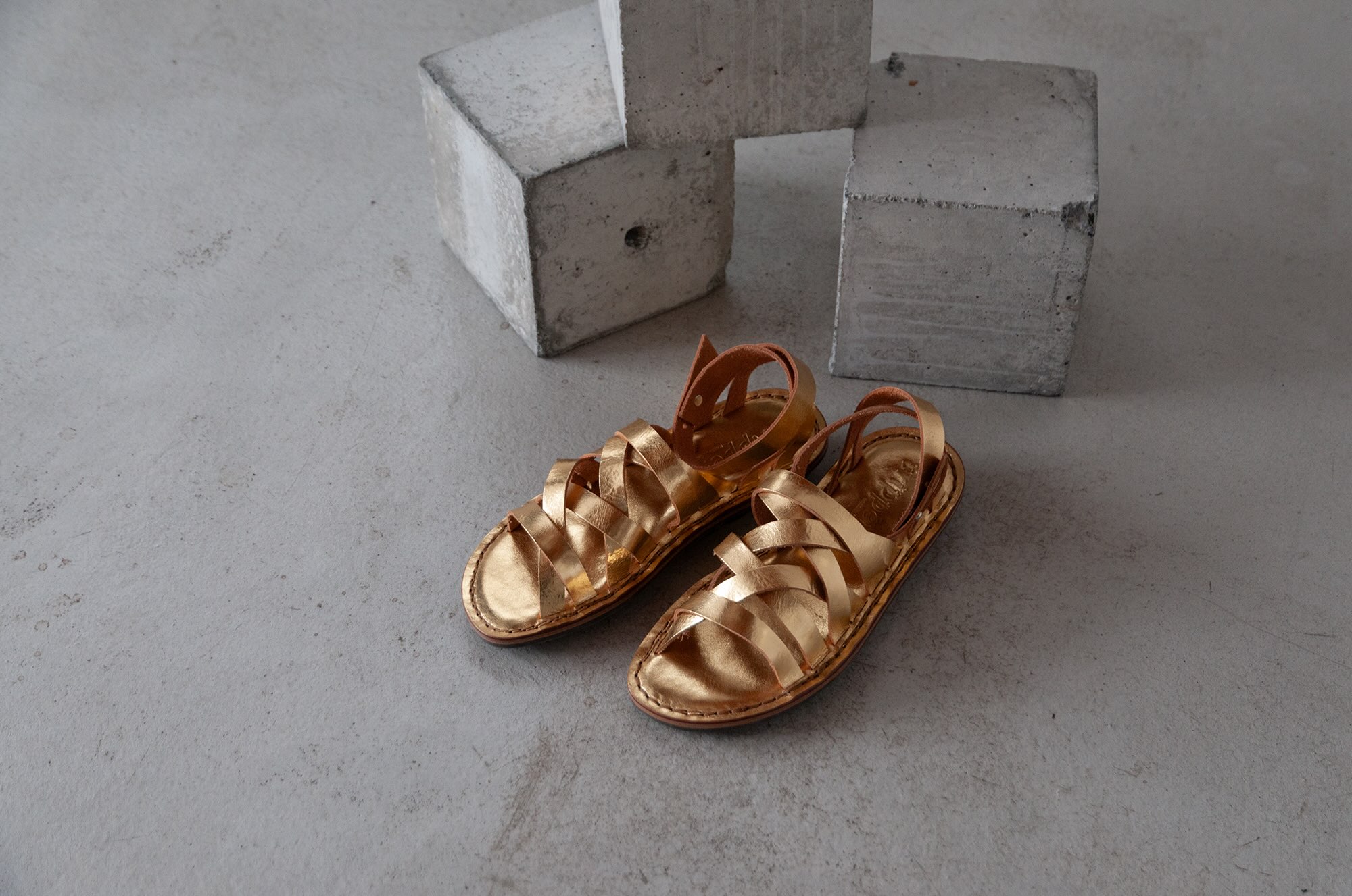 Trippen - . 「Nepal」 Closed Sandal Collection Material-waw Color