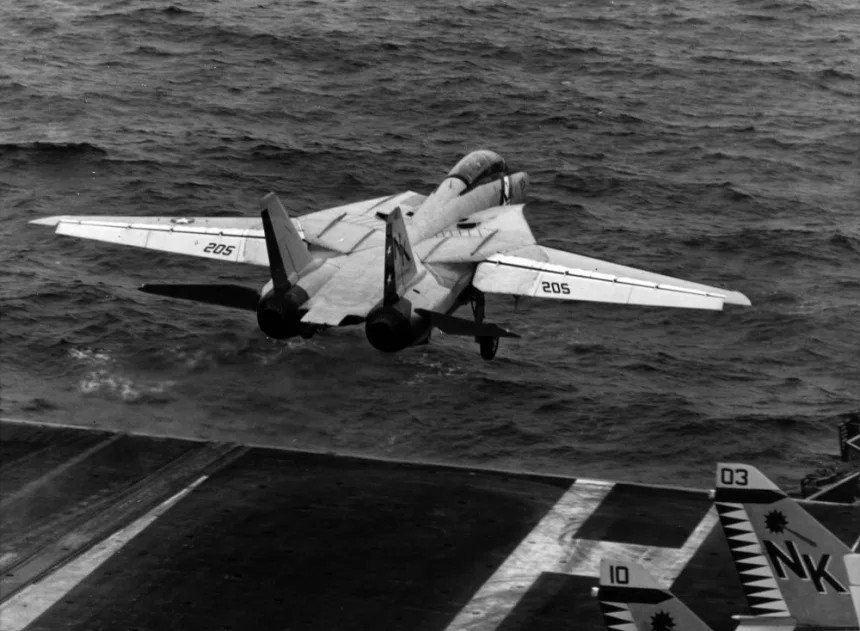 F-14 tomcats in Vietnam during Operation Frequent Wind